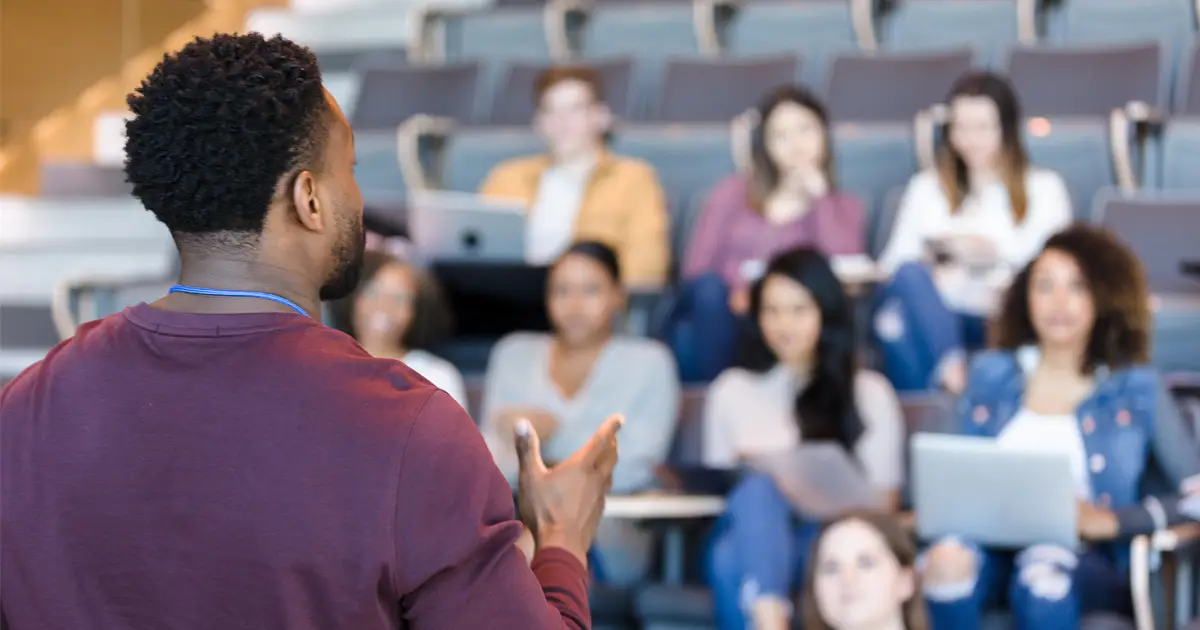 male_college_prof_blog_1200x63026008b04-ccf5-459e-bf63-81402f3bc5ca